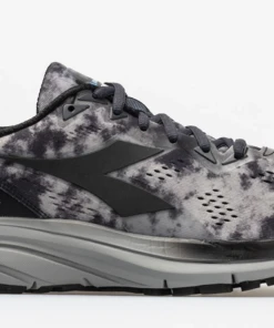 Men's Diadora Mythos Blushield 3 101.174467-C6223