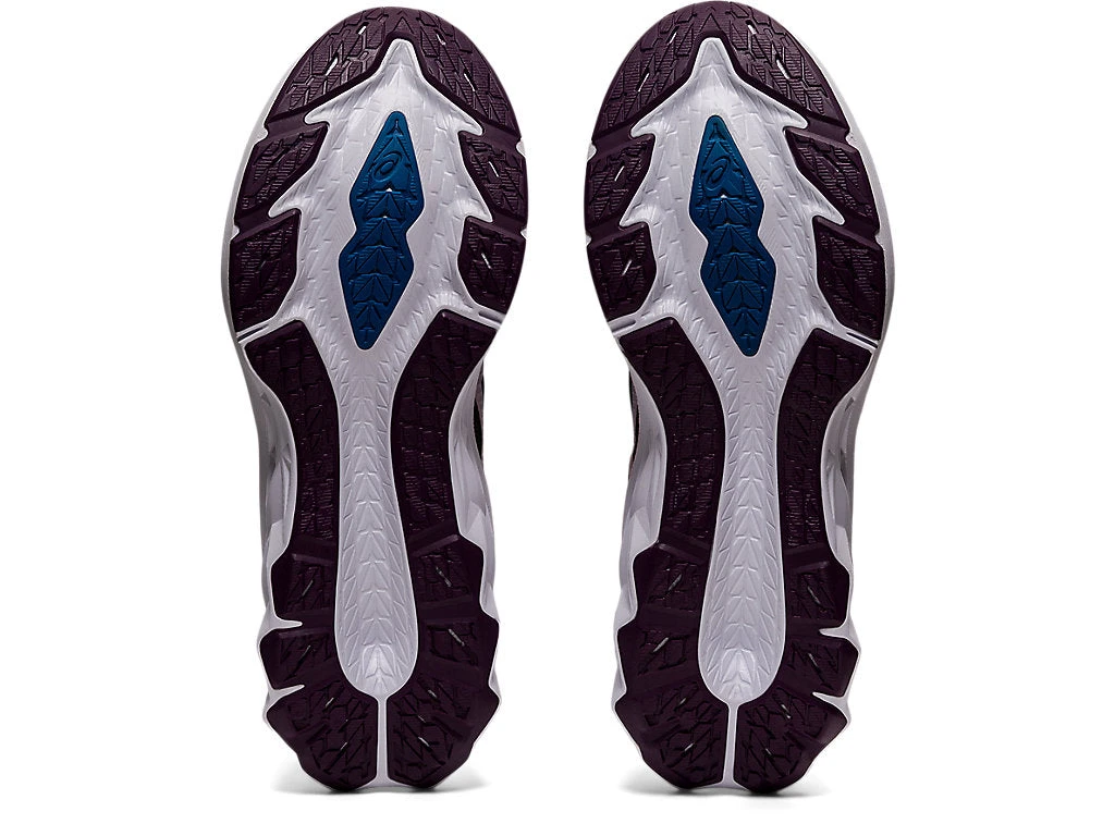 Women's ASICS Novablast 2 - 1012B049.002 4 Women's ASICS Novablast 2 - 1012B049.002 - Image 4