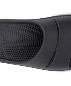 OOFOS OOahh Slide - 1100-BLK -New balance-shop 1100BLK shot6 932x680 90349fc9 9305 4114 a177 418be66ef055