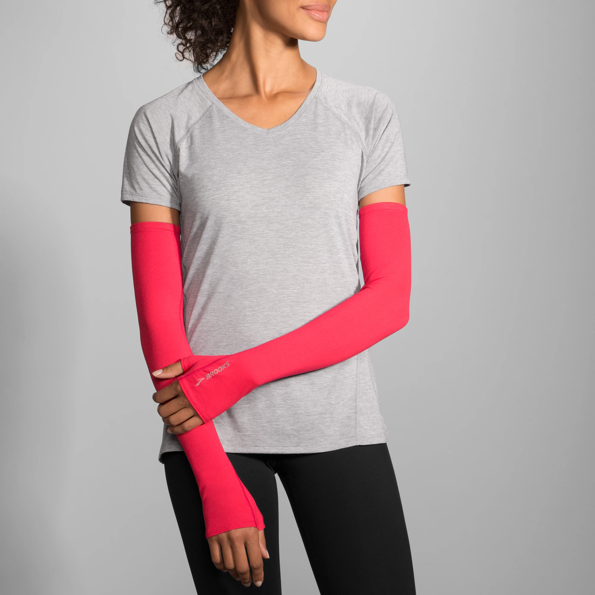 BROOKS Dash Arm Warmer (689 - Dahlia) 2 BROOKS Dash Arm Warmer (689 - Dahlia) - Image 2