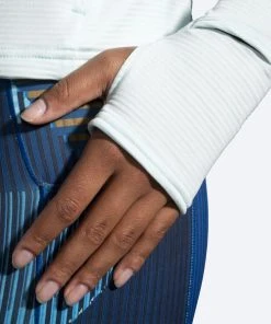 BROOKS Women's Notch Thermal Long Sleeve 2.0 (490 - Ice Blue) -New balance-shop 221567 490 d3 notch thermal long sleeve womens long sleeve running shirt