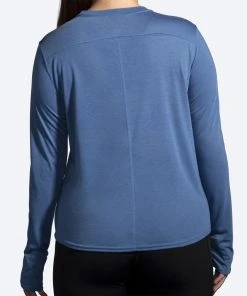 Women's Distance Graphic Long Sleeve (493 - Heather Blue Ash/Brooks Logo) -New balance-shop 221599 493 mb distance graphic womens long sleeve running shirt