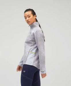 New Balance Women’s Reflective Impact Run Winter Jacket (WRY - Whisper Grey) -New balance-shop 6EE61A31 FC72 4DA0 97EC 3F9D0BB21C63