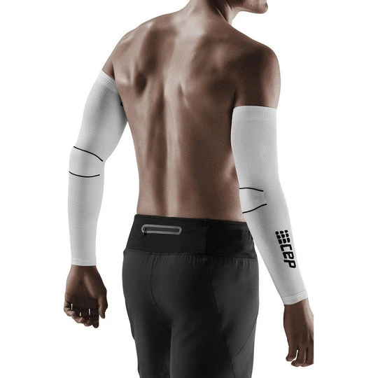 CEP Arm Sleeves (White/Black) 3 CEP Arm Sleeves (White/Black) - Image 3