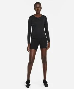 Nike Women’s DRI-FIT One Long Sleeve (010 - Black/White) -New balance-shop DB0CD3A5 CA8B 420D 9CAF 3FB9A9236B16
