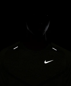 Nike Men's DRI-FIT Techknit Ultra Short Sleeve Running Top (326 - Rough Green/Alligator/Reflective Silver) 13 Nike Men's DRI-FIT Techknit Ultra Short Sleeve Running Top (326 - Rough Green/Alligator/Reflective Silver) -New balance-shop DM4753 326 F PREM 2000