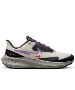 Women's Nike Air Zoom Pegasus 39 Shield - DO7626-003