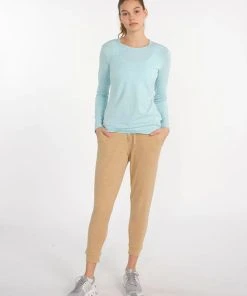 TASC Women’s NOLA Long Sleeve (433 - Joyful Blue Heather) -New balance-shop F5F073CB 0196 4A16 B4C2 2CFE0BF790EE