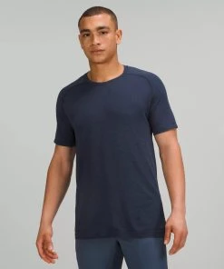 Lululemon Men's Metal Vent Tech Short Sleeve 2.0 (Mineral Blue/TrueNavy)