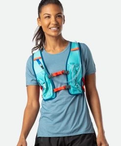 Nathan QuickStart 2.0 6 Liter Hydration Pack (Breezy Blue/Storm Green) 8 Nathan QuickStart 2.0 6 Liter Hydration Pack (Breezy Blue/Storm Green) -New balance-shop NS30250 60028 QuickStart2 6L onBody 1 1296x 377f5051 1d5d 4344 b9e1 40f4d29d140a