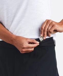 TASC Women's Rhythm Skirt (001 - Black) -New balance-shop RhythmIISkirt Back KeyPocket