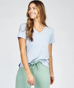 TASC Women's NOLA V-Neck T-Shirt (453 - Cloud Heather)