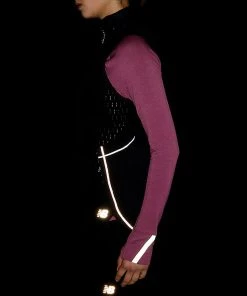 New Balance Women's NB Heat Grid Vest (Black) 11 New Balance Women's NB Heat Grid Vest (Black) -New balance-shop wv23254bk nb 78 i