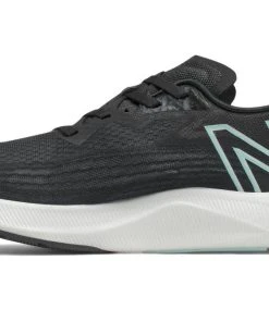 Women's New Balance FuelCell Rebel V2 - WFCXLR2 -New balance-shop ww4 7f481637 7aa0 4672 829a 3572dec946de